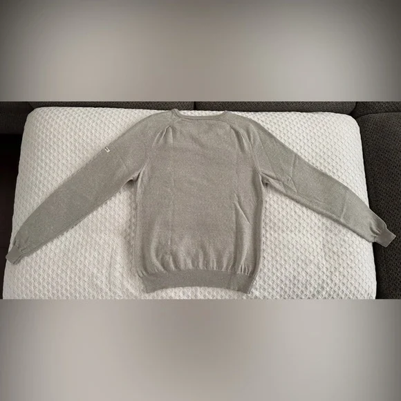 Burberry Golf Long Sleeve V-Neck Argyle Sweater Grey Red Black Merino Wool Small - Picture 8 of 16